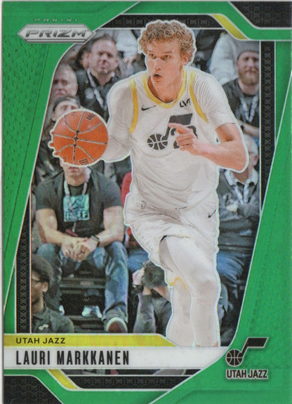🟢 2024–25 Panini Prizm Green Parallels – Base